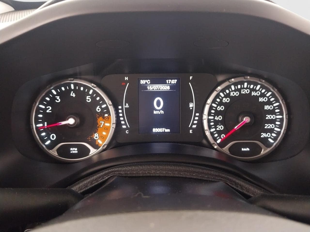 2015 Jeep RENEGADE - 17