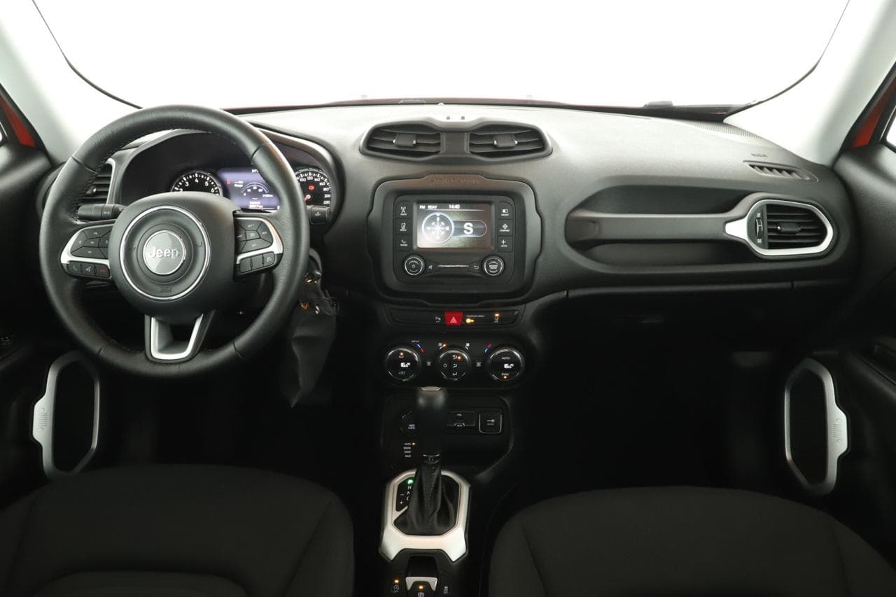 2015 Jeep RENEGADE - 9