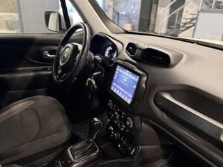 2022 Jeep Renegade - 7