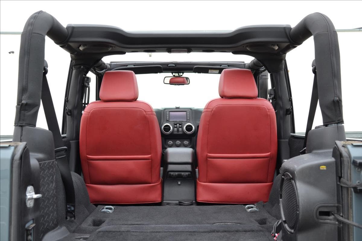 2013 Jeep Wrangler - 10