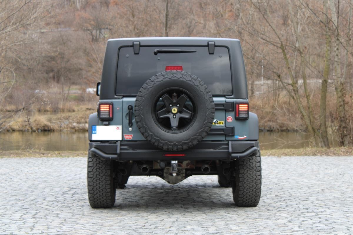 2013 Jeep Wrangler - 8