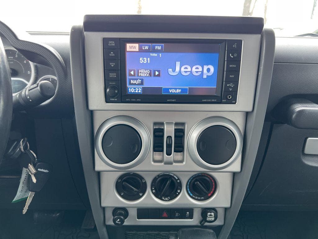 2010 Jeep Wrangler - 10