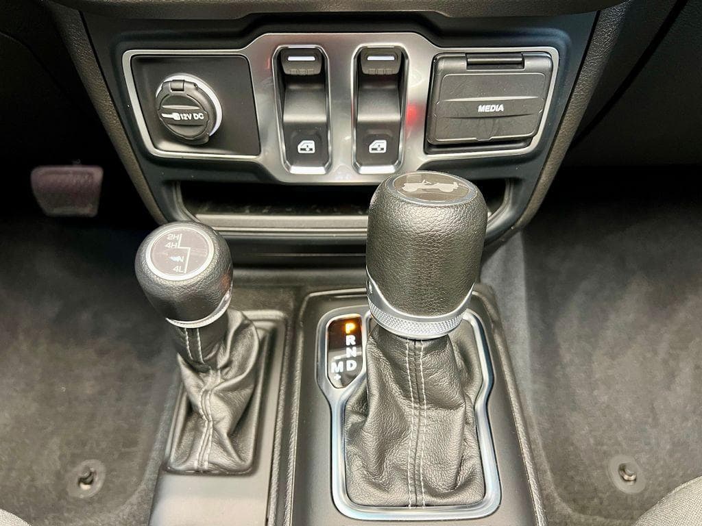 2024 Jeep Wrangler - 39