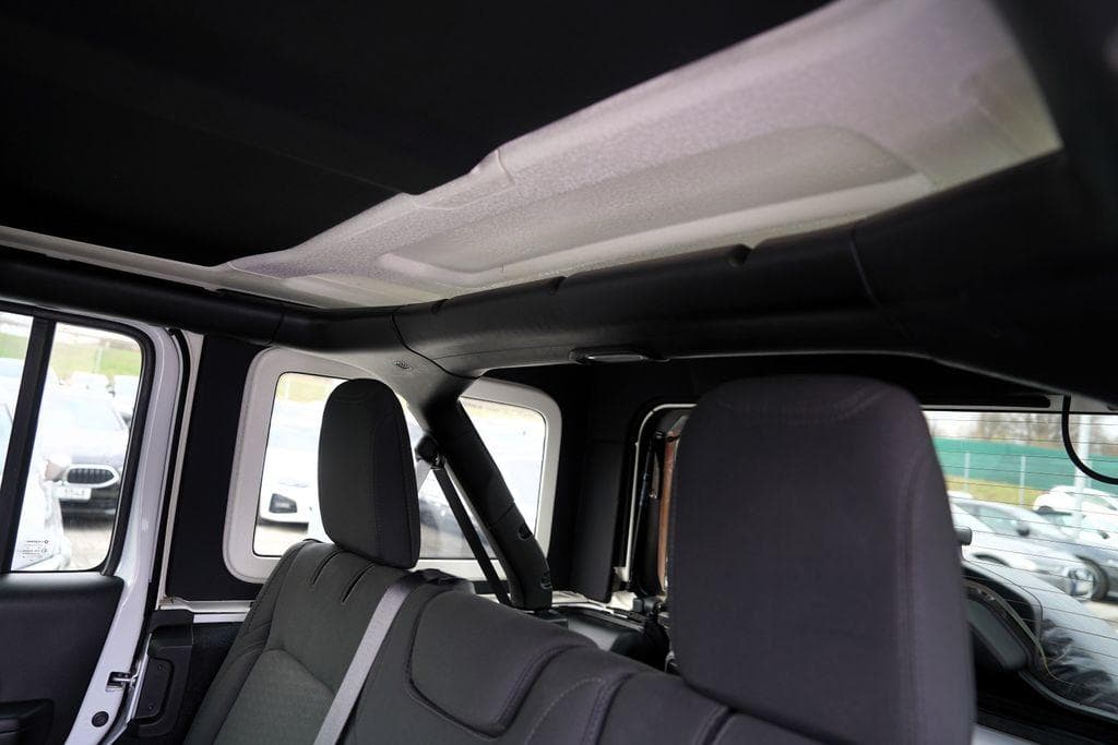 2021 Jeep Wrangler - 35