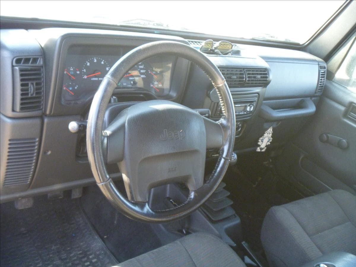 2003 Jeep Wrangler - 10