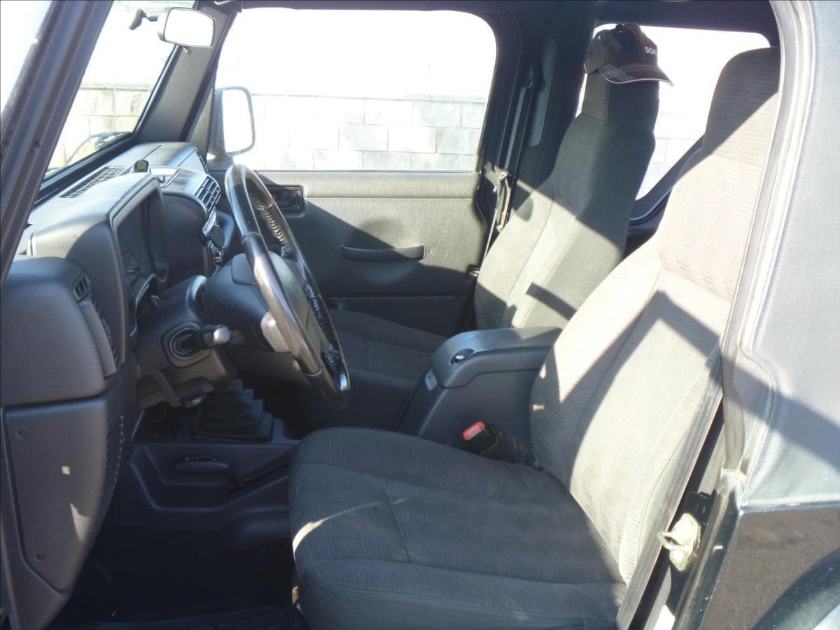 2003 Jeep Wrangler - 8