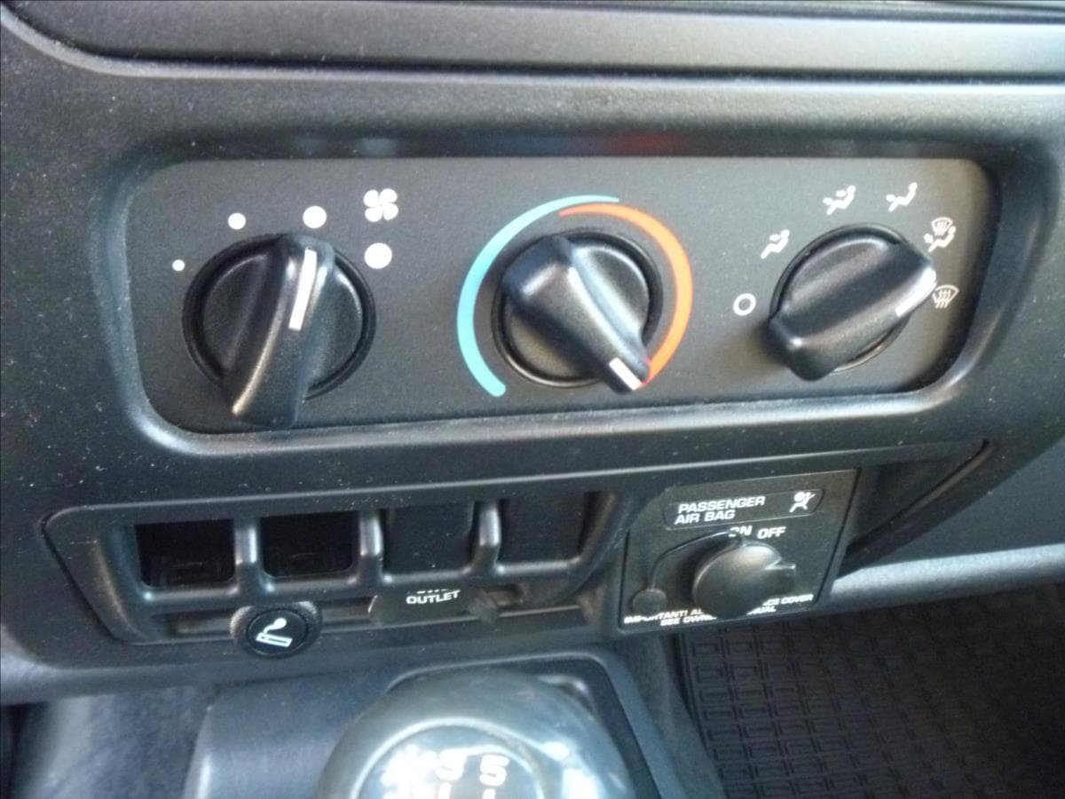 2003 Jeep Wrangler - 13