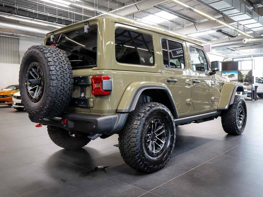 2026 Jeep Wrangler - 15