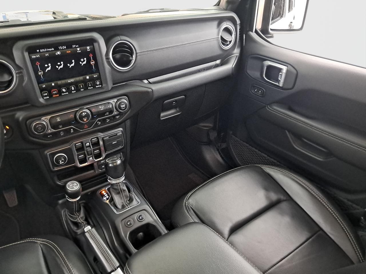 2020 Jeep WRANGLER - 20