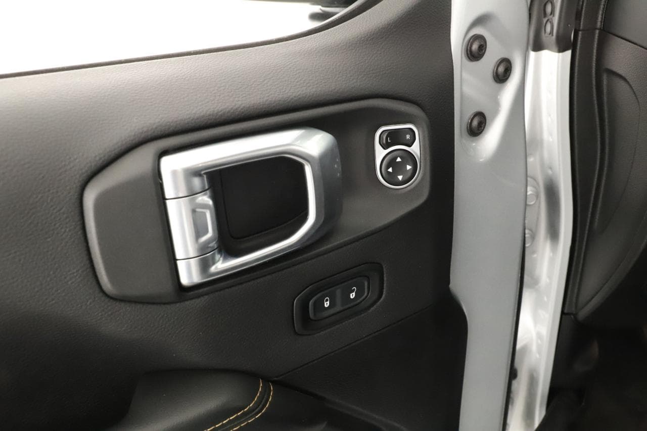 2024 Jeep WRANGLER - 14