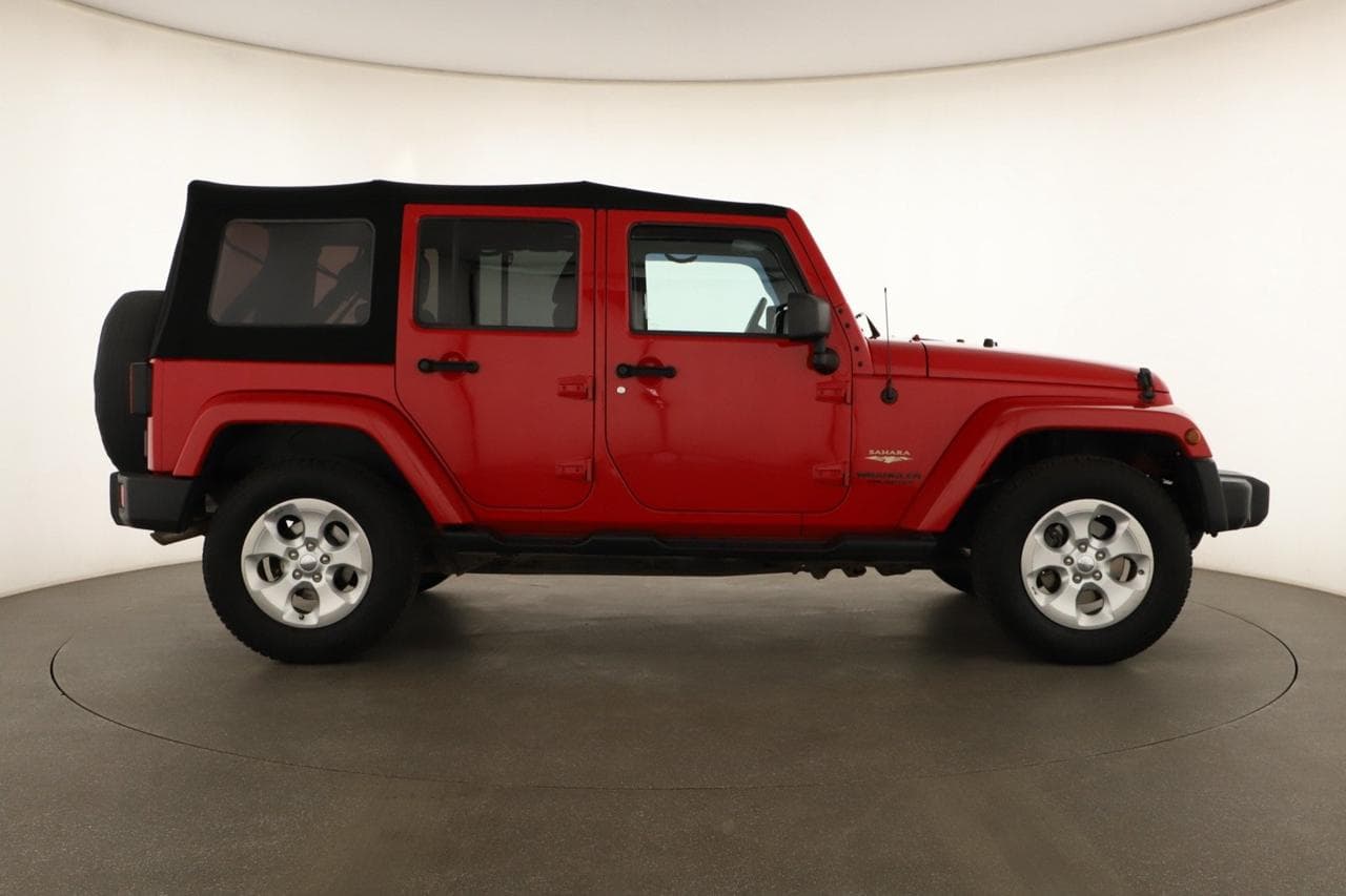 2013 Jeep WRANGLER - 8
