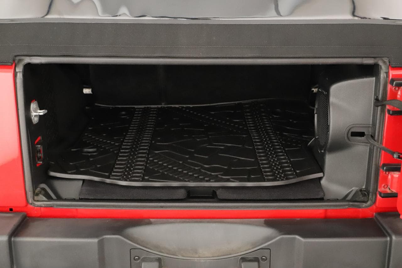 2013 Jeep WRANGLER - 20