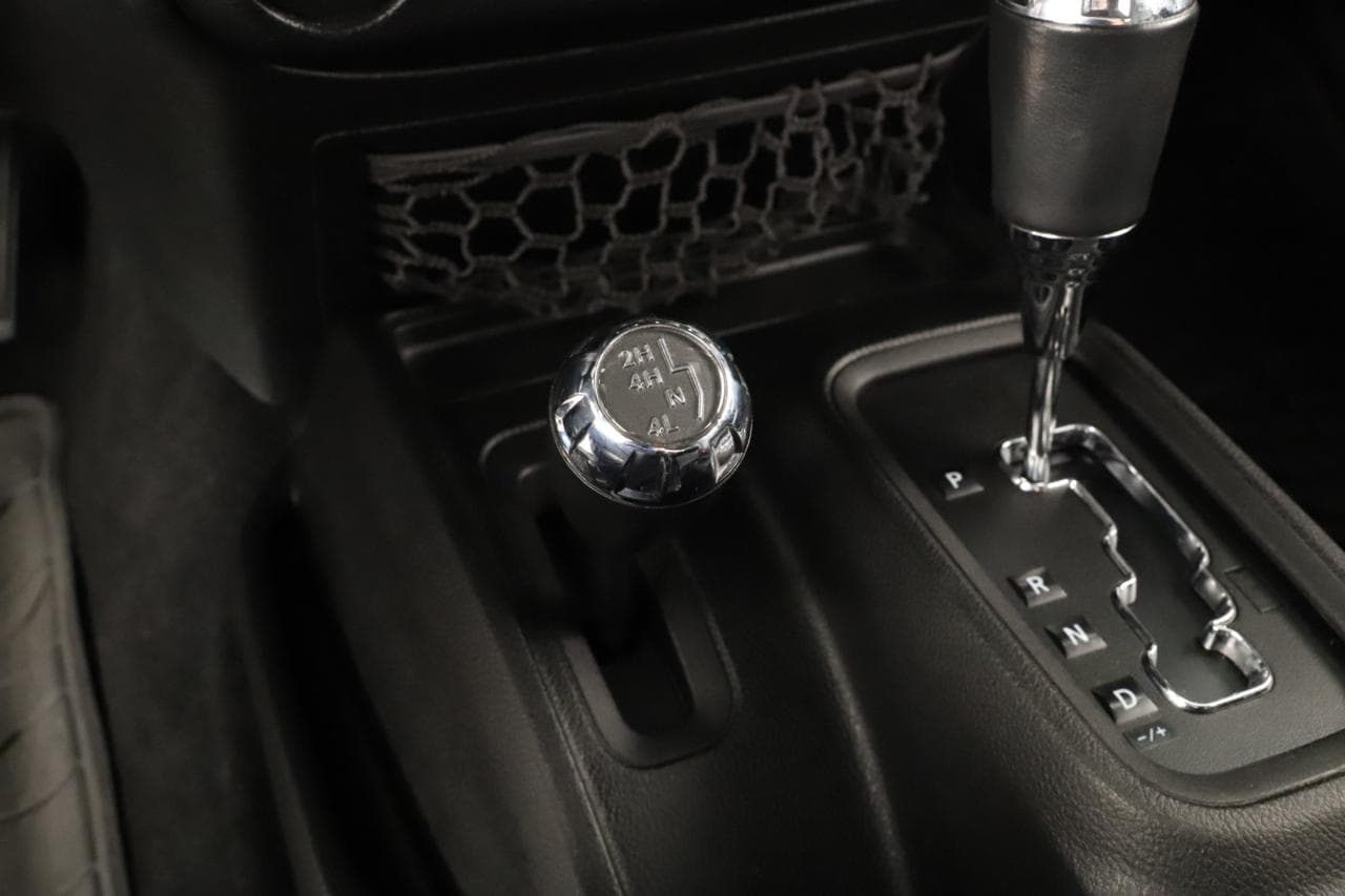 2013 Jeep WRANGLER - 19