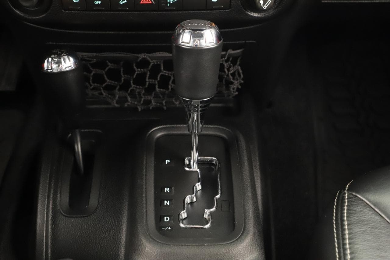 2013 Jeep WRANGLER - 18
