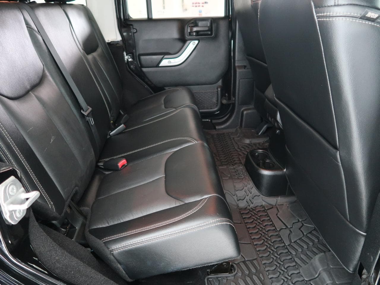 2018 Jeep WRANGLER - 13