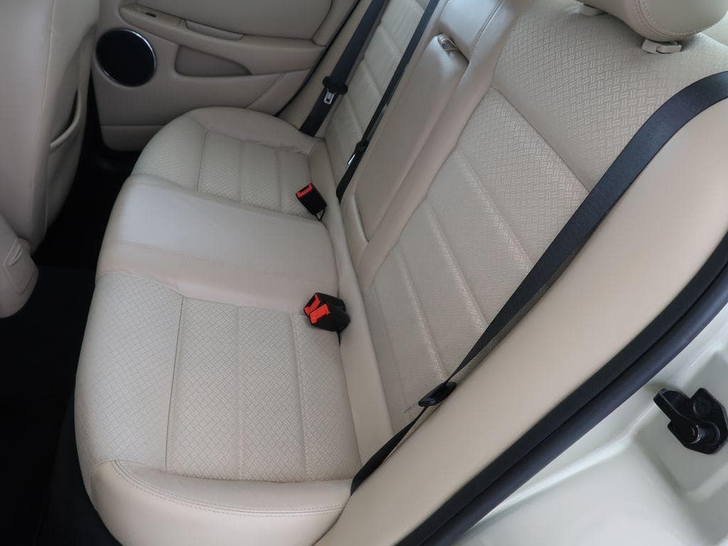 2008 Jaguar X-TYPE - 10