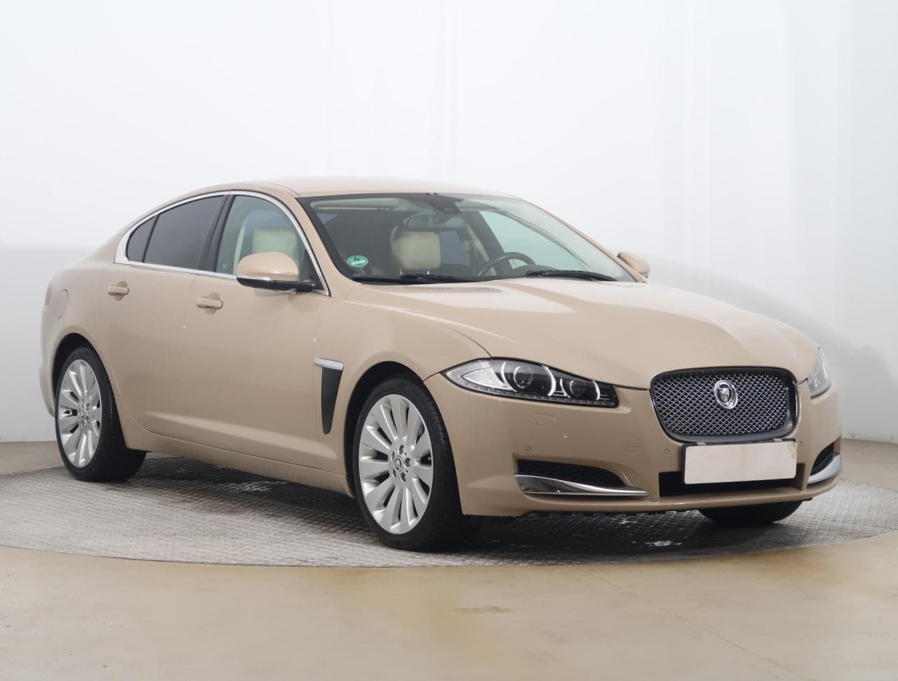 Jaguar XF 2.2 D 140kW sedan