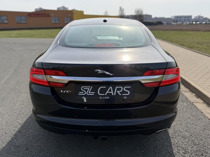 2012 Jaguar Xf - 7