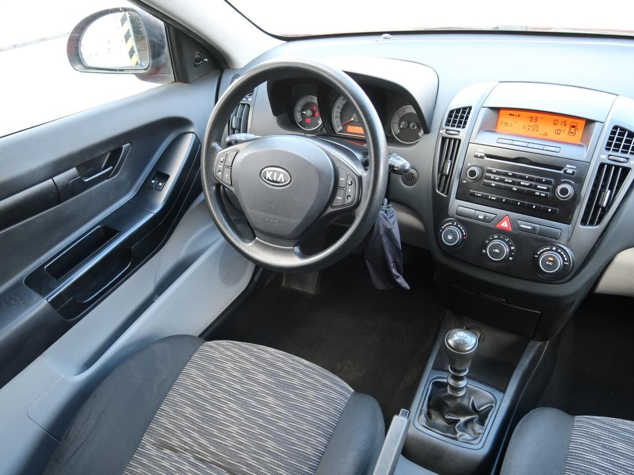 2009 Kia CEE'D - 9