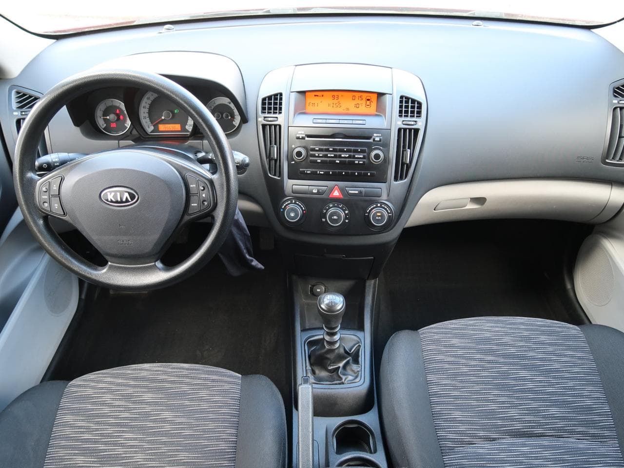 2009 Kia CEE'D - 10