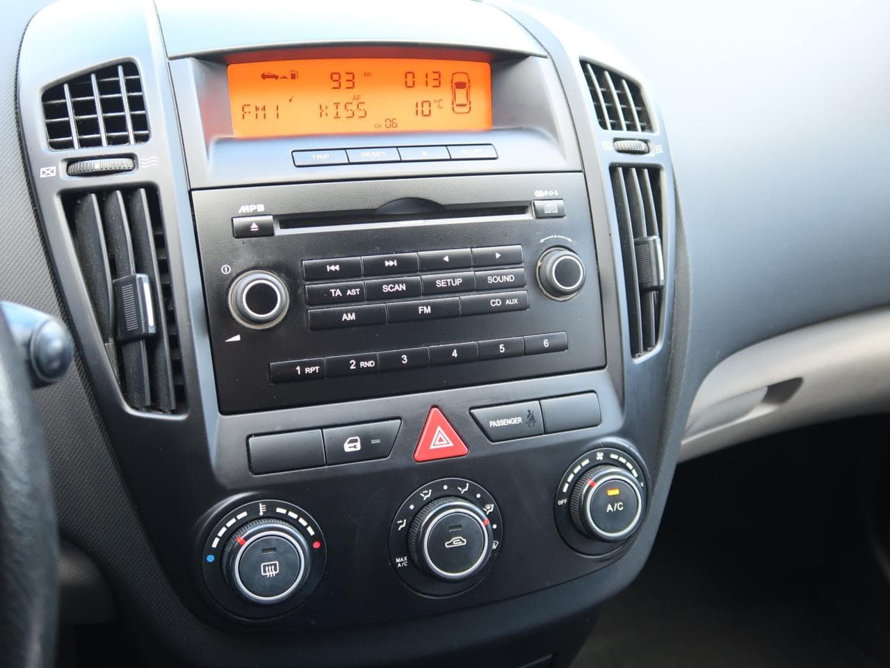 2009 Kia CEE'D - 18