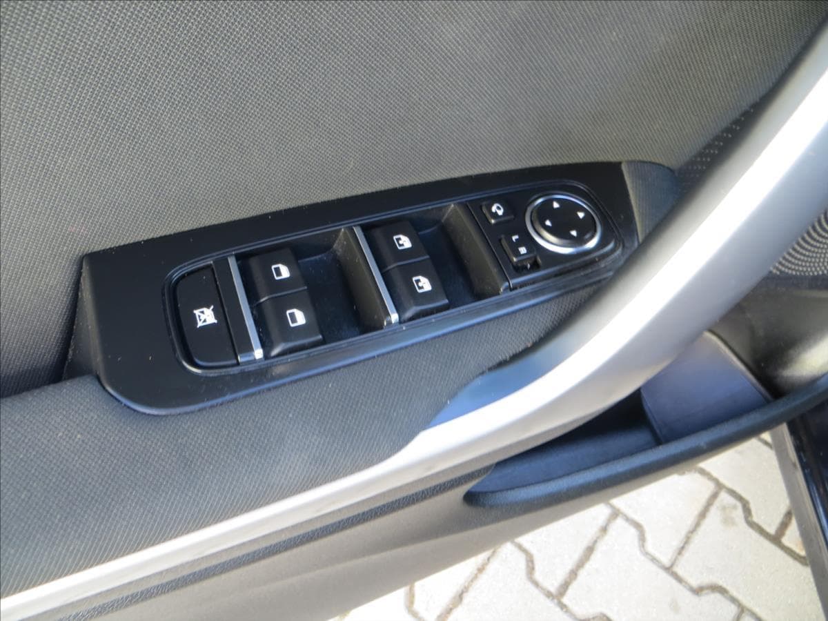 2022 Kia CEE'D - 11