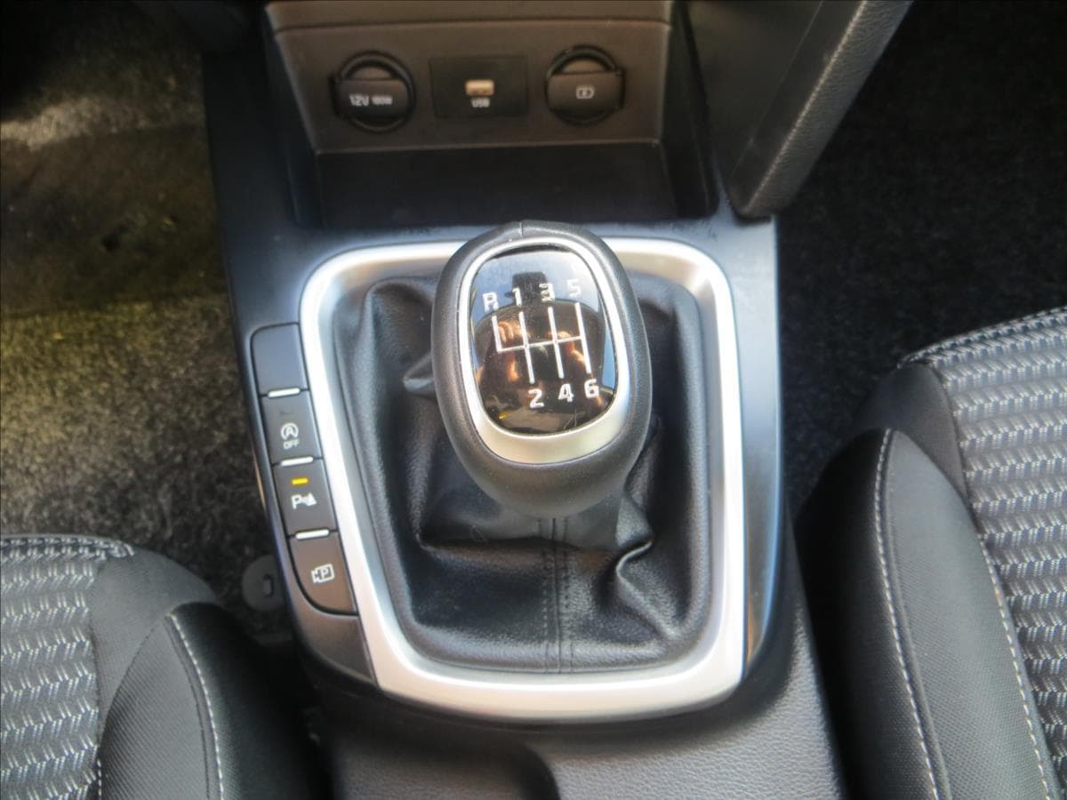 2022 Kia CEE'D - 13