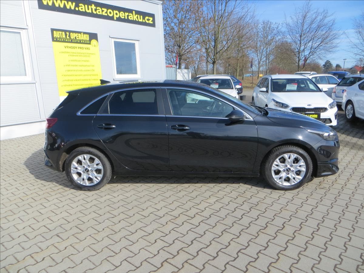 2022 Kia CEE'D - 9