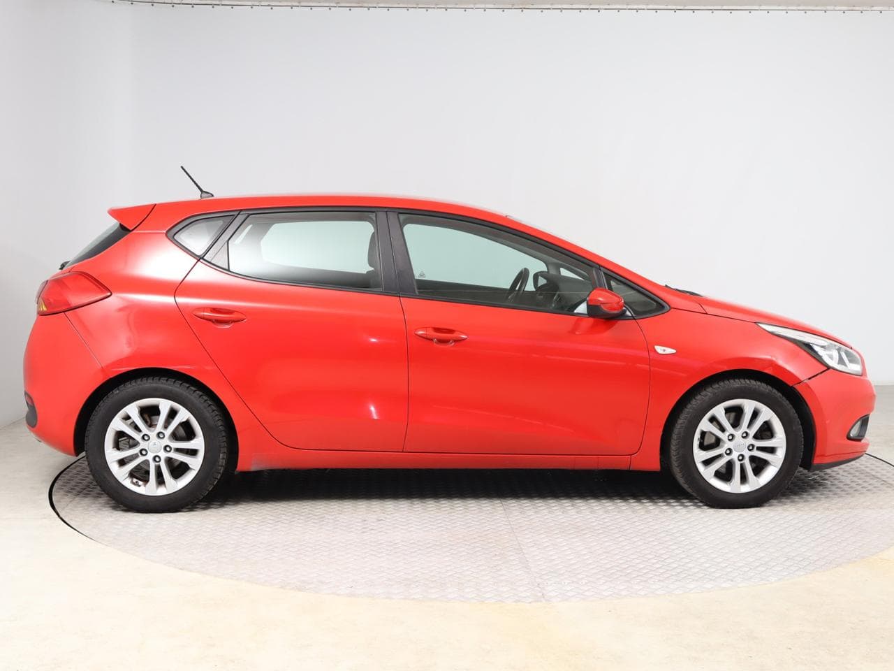 2014 Kia Cee'd - 8