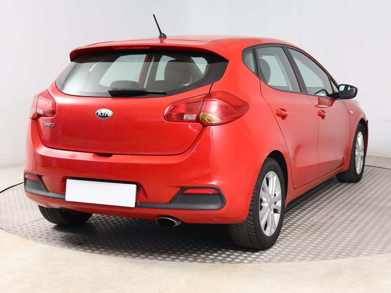 2014 Kia Cee'd - 7
