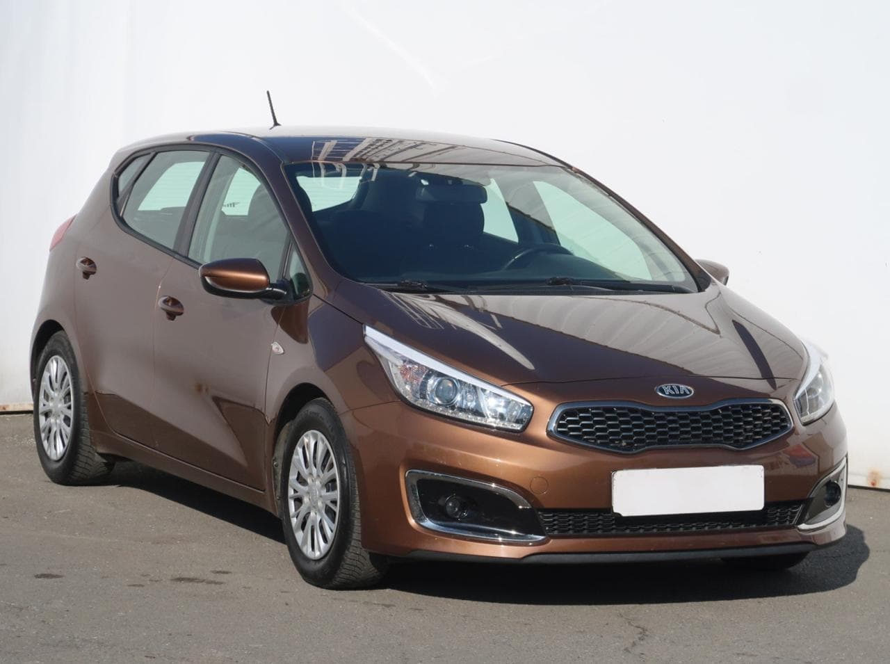 Kia Ceed 1.4 MPI 74kW hatchback