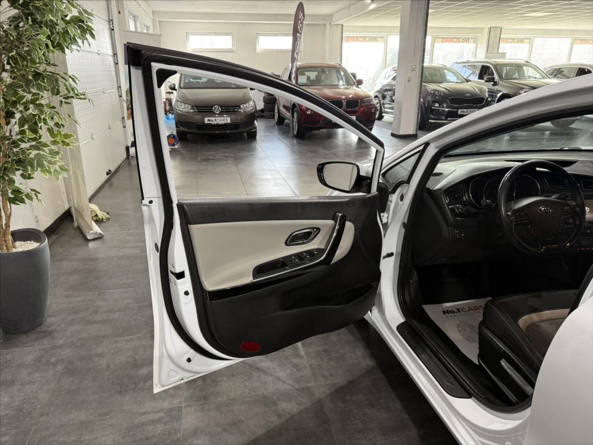 2014 Kia Cee'd - 6