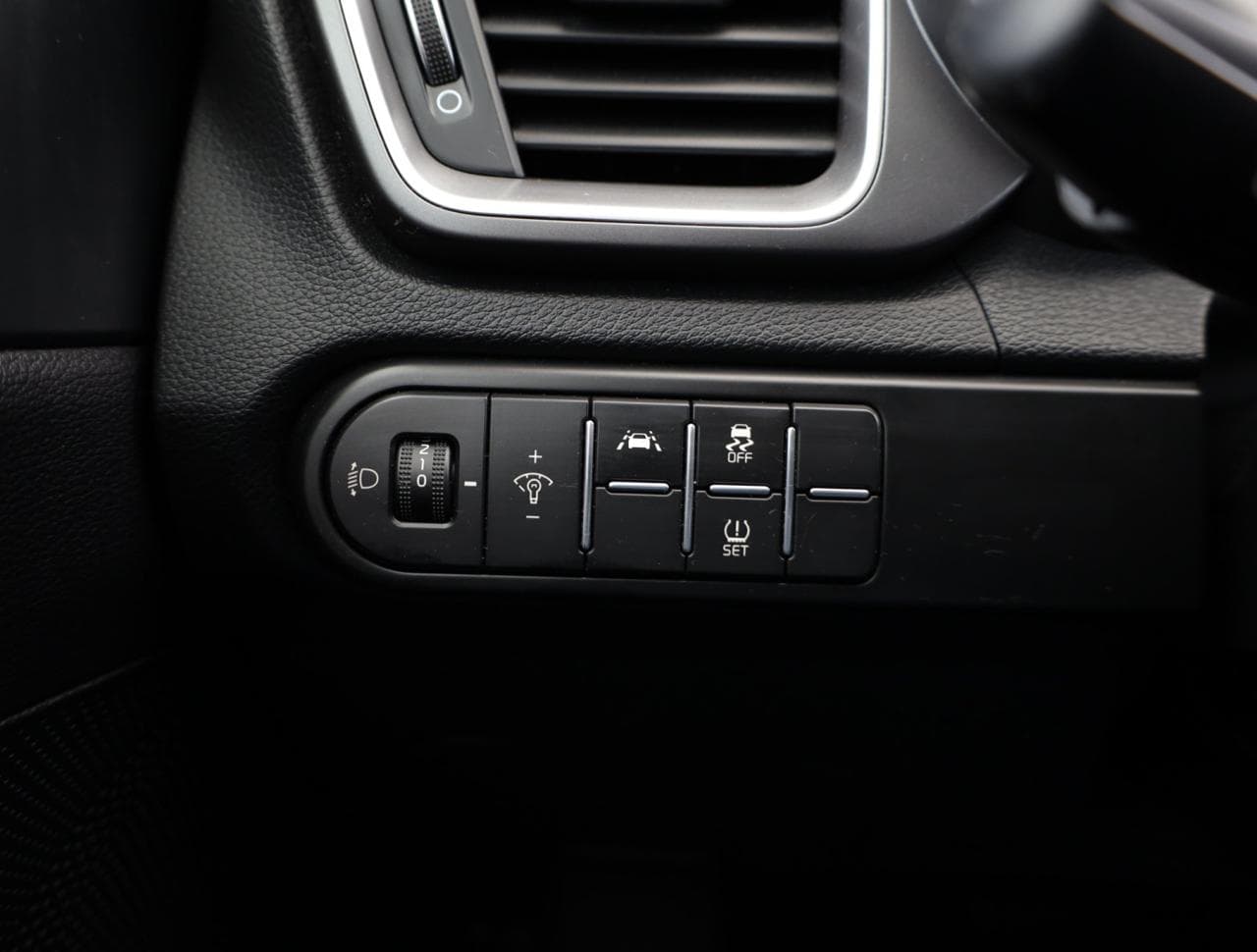 2020 Kia CEE'D - 36