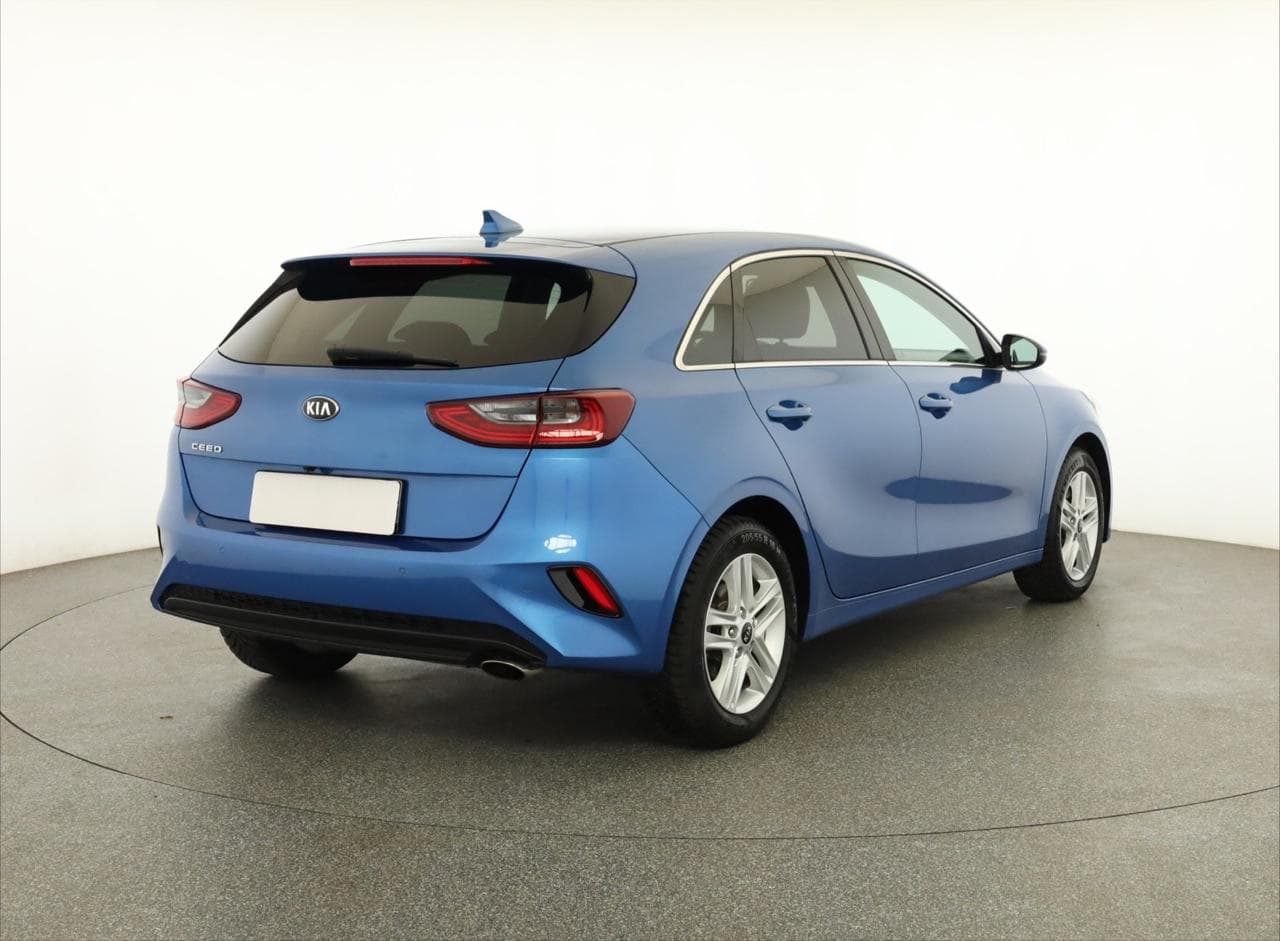 2020 Kia CEE'D - 12