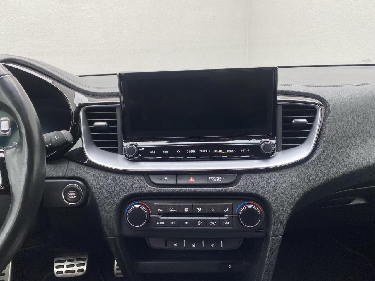 2019 Kia XCEED - 12