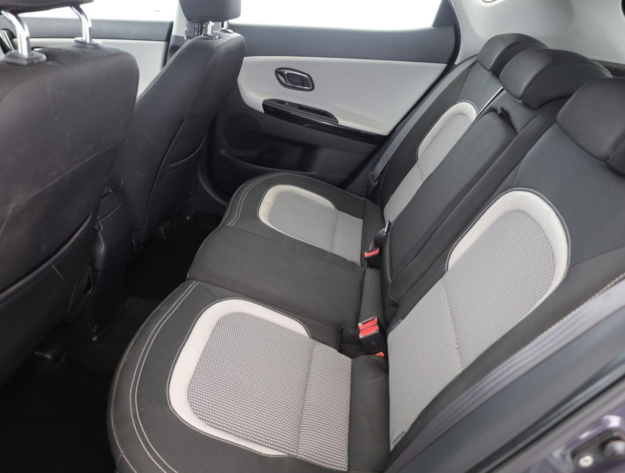 2012 Kia CEE'D - 12