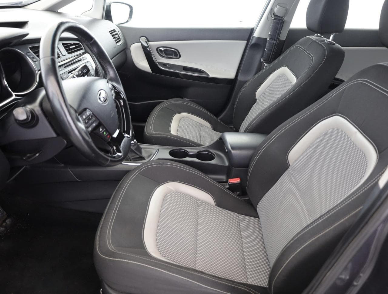 2012 Kia CEE'D - 13