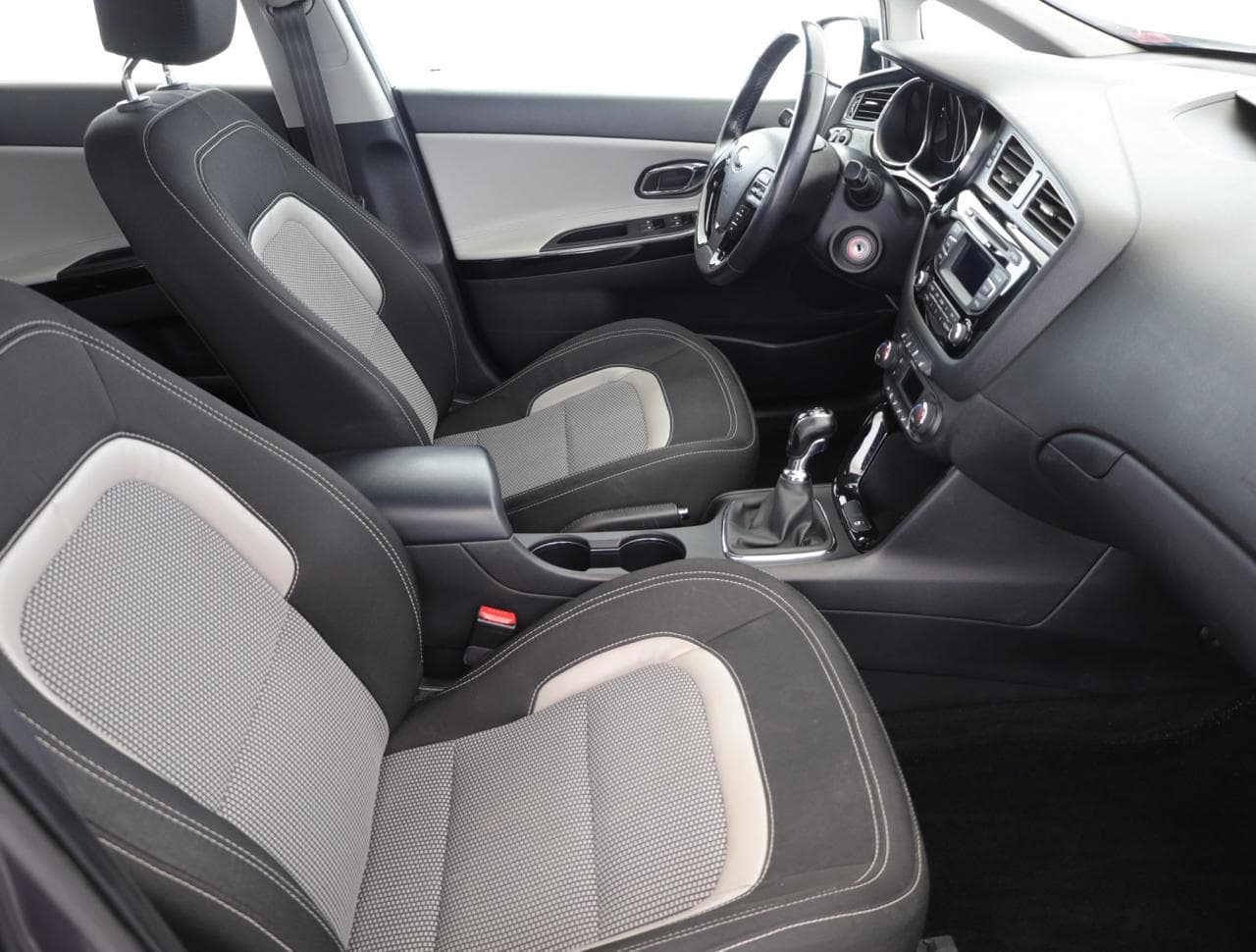 2012 Kia CEE'D - 10