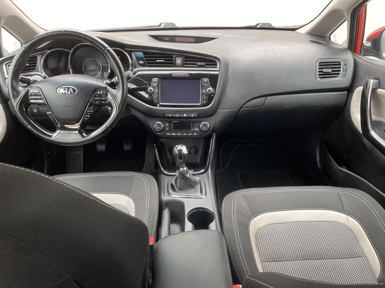 2017 Kia CEE'D - 8