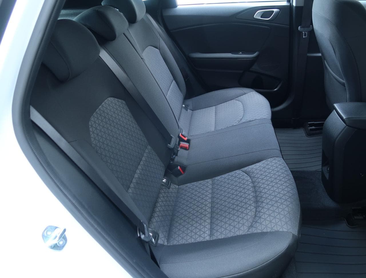 2025 Kia CEE'D - 15