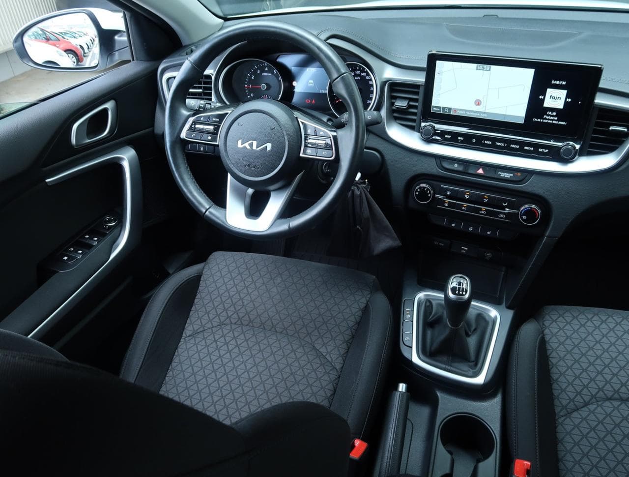 2025 Kia CEE'D - 9