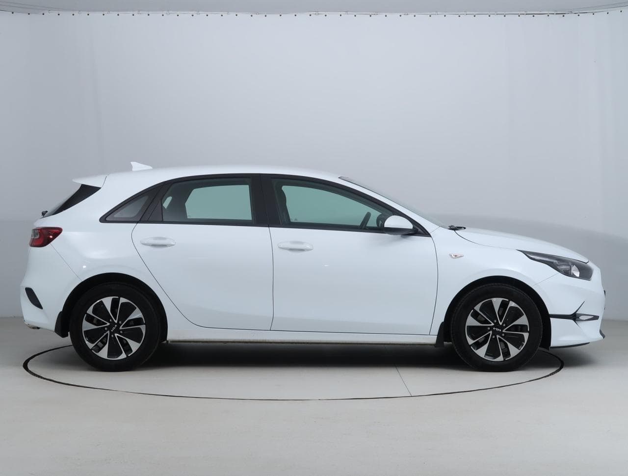 2025 Kia CEE'D - 8