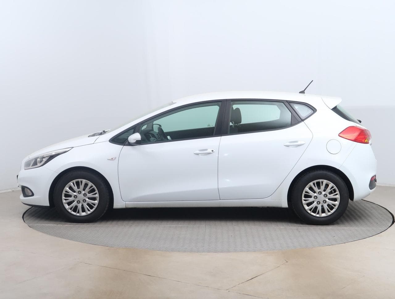 2013 Kia CEE'D - 4