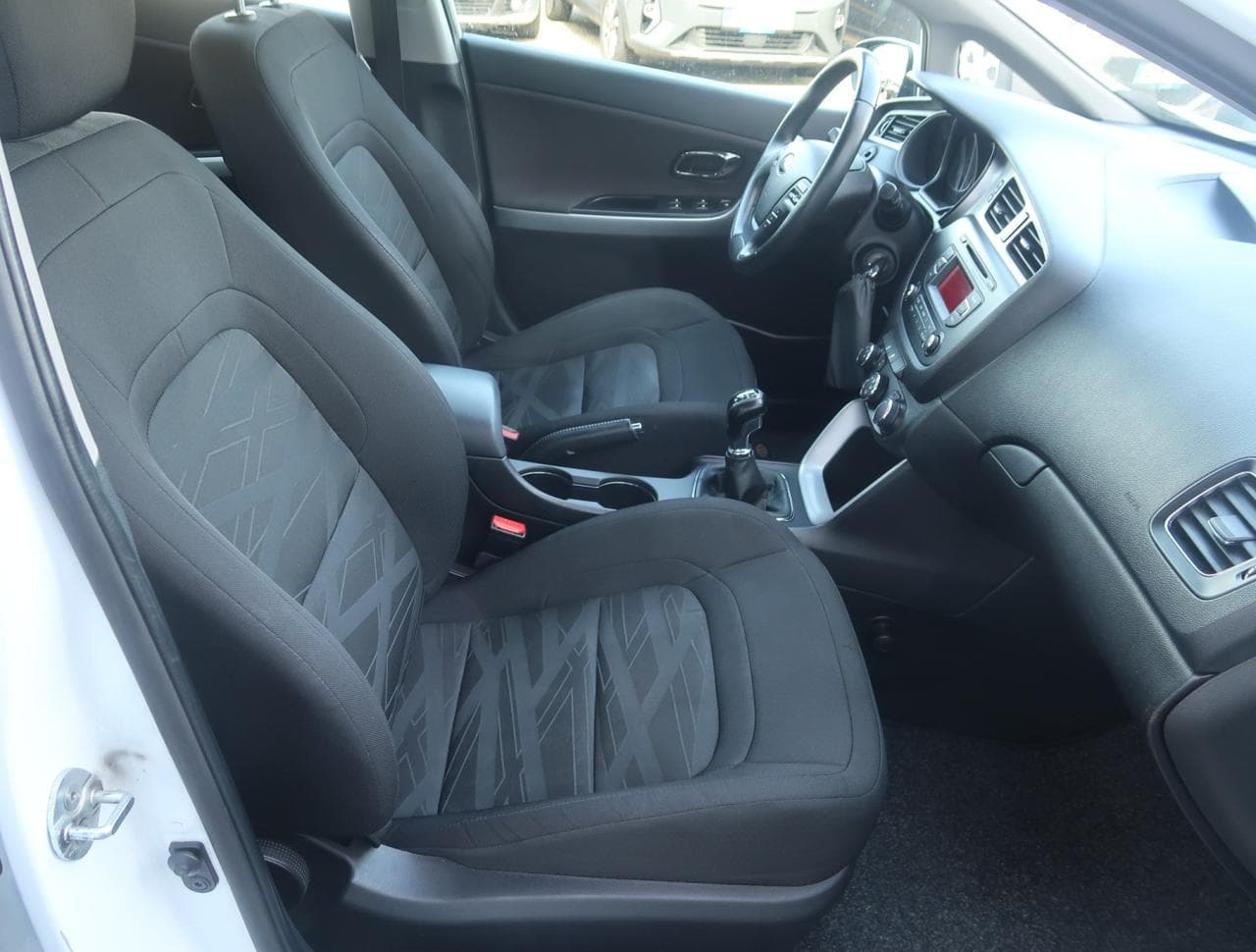 2013 Kia CEE'D - 12