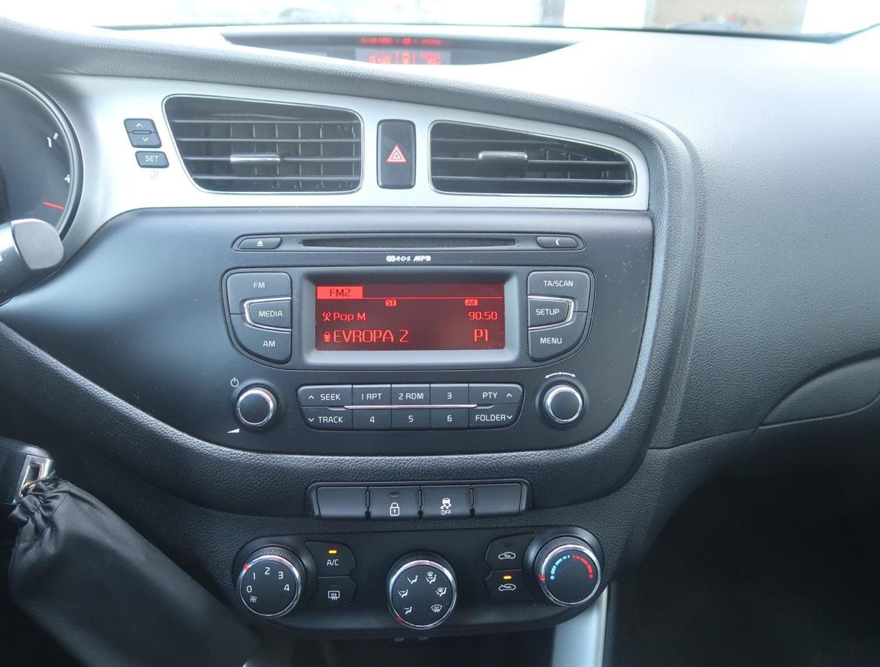 2013 Kia CEE'D - 18