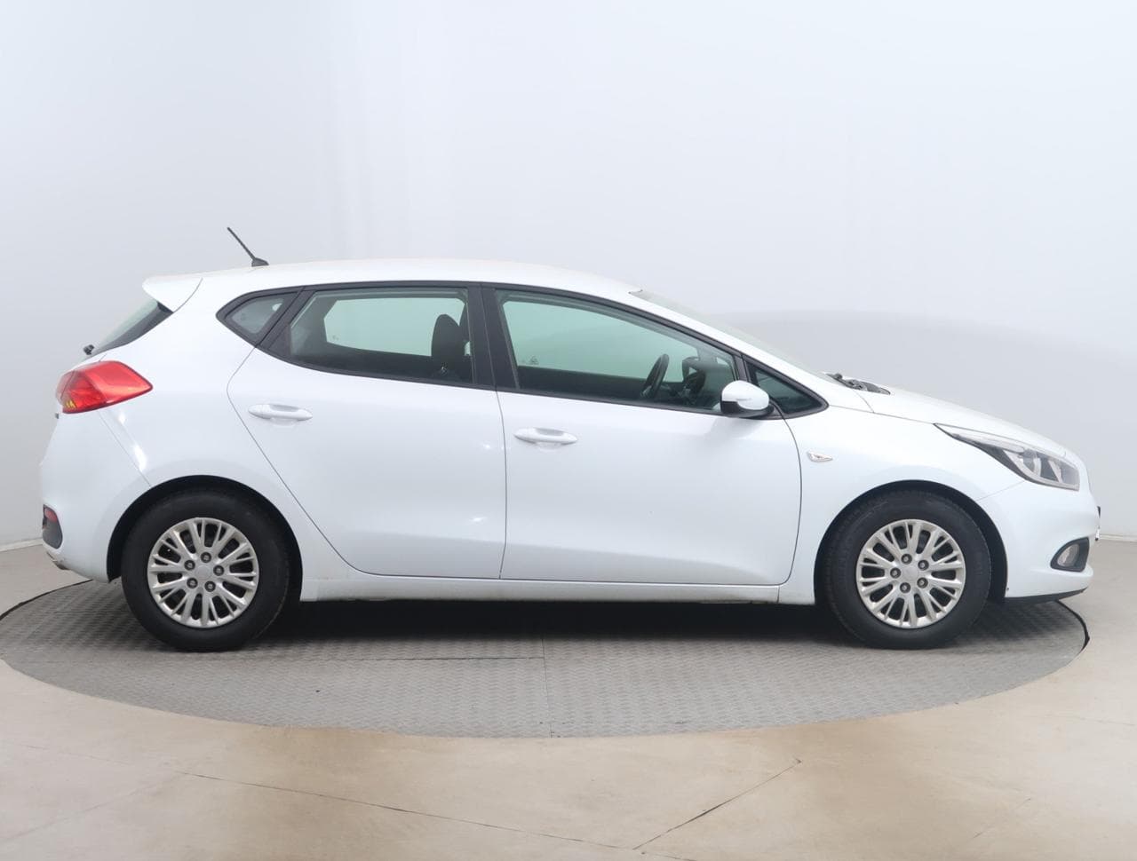 2013 Kia CEE'D - 8