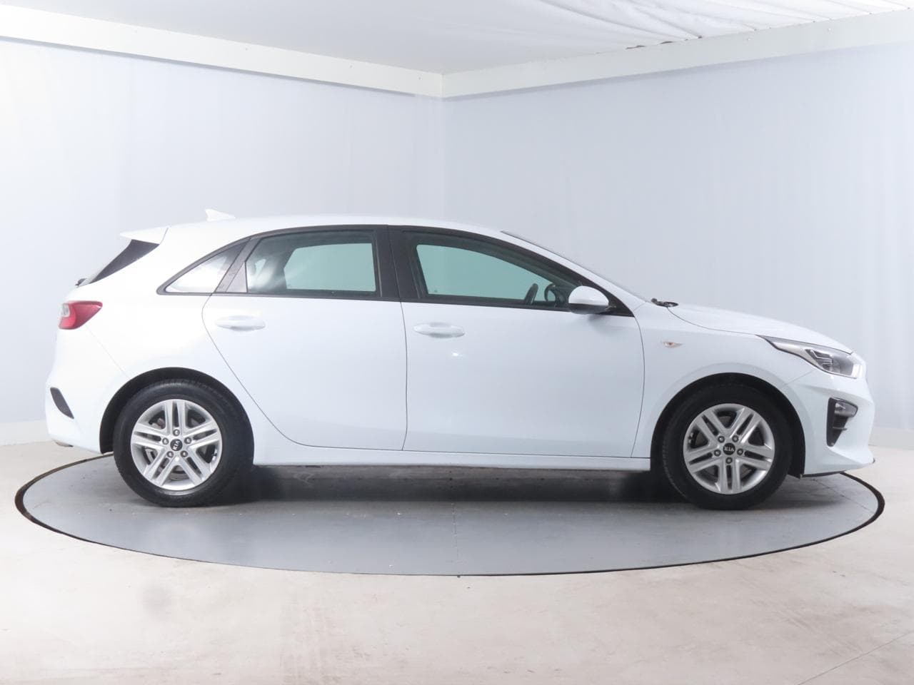 2021 Kia CEE'D - 8