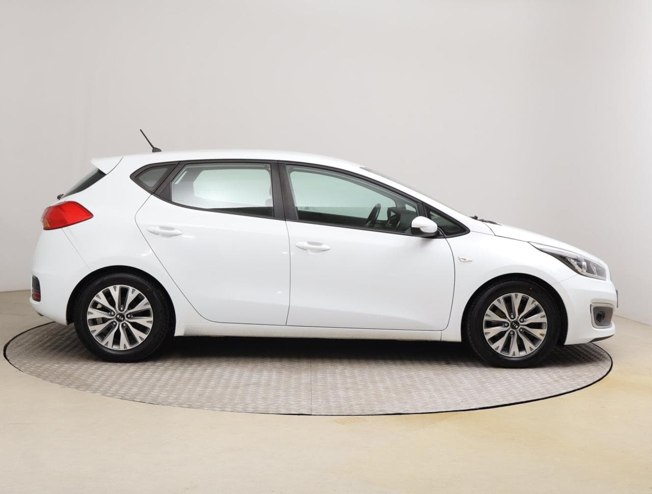 2018 Kia CEE'D - 8