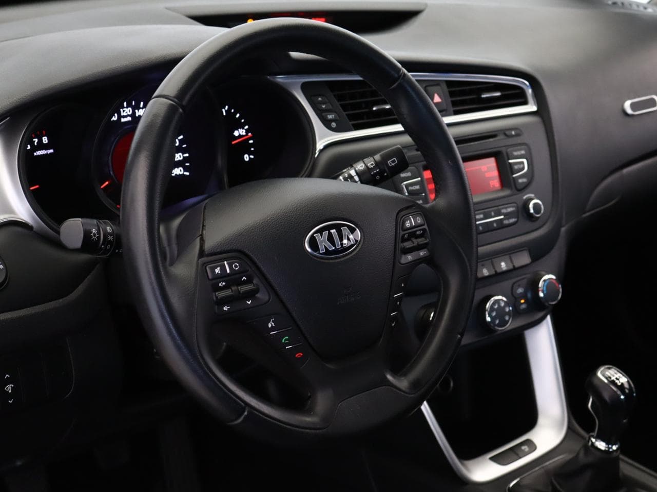 2016 Kia CEE'D - 18
