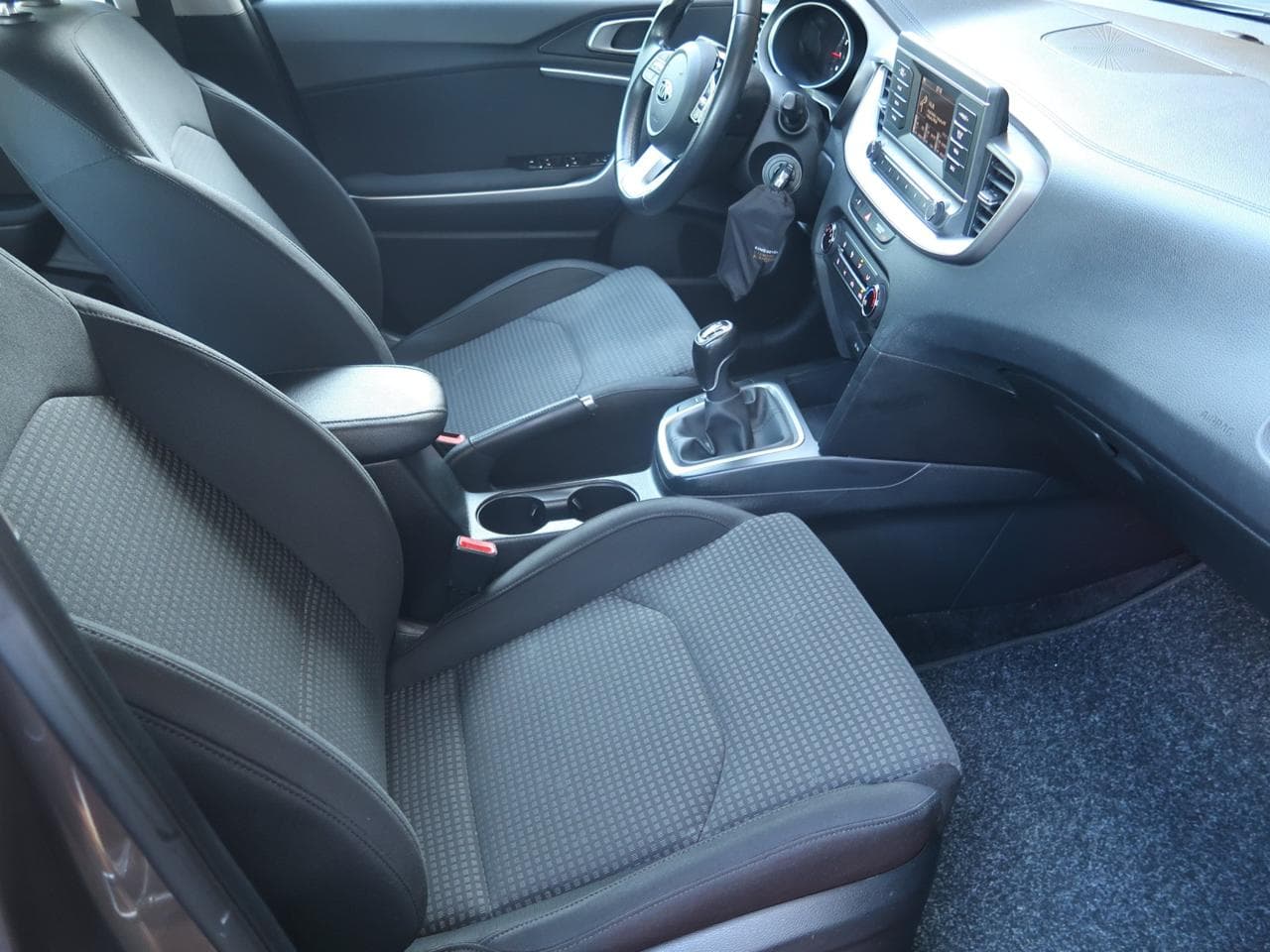 2021 Kia CEE'D - 12